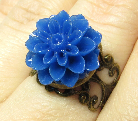 Victorian-Inspired Blue Mum Filigree Brass Adjustable Ring