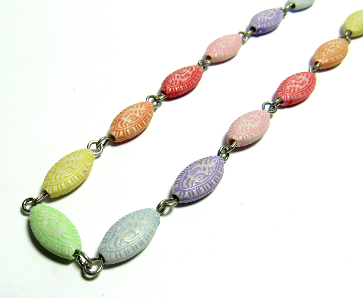 Acrylic Rainbow Embossed Pointed Oval Bead Chain Necklace